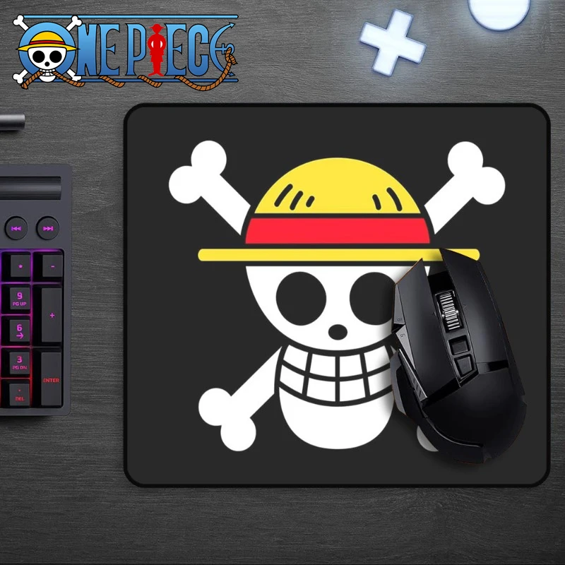 漫画マウスパッドワンピースアニメかわいいキーボードラップトッ - Gaming Accessories Japan のレビューと価格