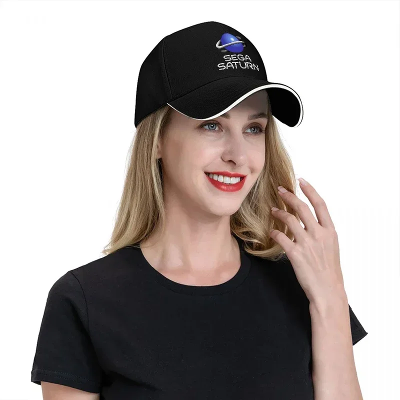 新しいSEGA SATURNロゴベースボールキャップ、黒地に - Gaming Accessories Logo のレビューと価格